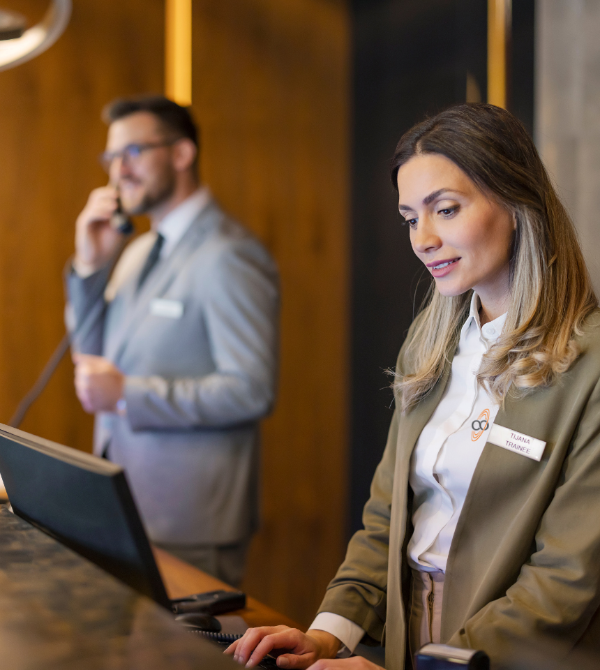 Sectores. Recepción de un hotel